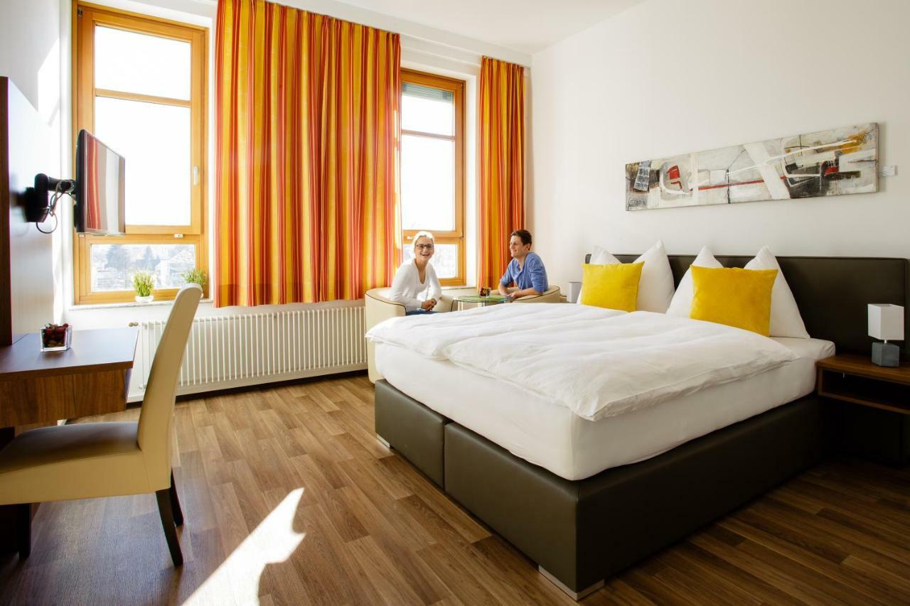 Health Vital Comfort Guestrooms Wels Exterior foto